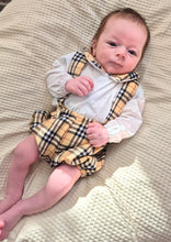 Load image into Gallery viewer, BUTTON UP BABY - BEIGE AND BLACK SET