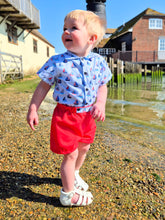 Load image into Gallery viewer, BUTTON UP BABY - SHIRT AND SHORTS 2 PIECE SET - SAILING BOATS