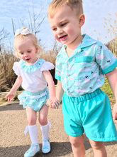 Load image into Gallery viewer, BUTTON UP BABY - SHIRT AND SHORTS 2 PIECE SET - MINT SWANS