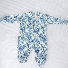 Load image into Gallery viewer, UNISEX BABY COTTON SLEEPSUIT - WILLOW FLOWER PRINT